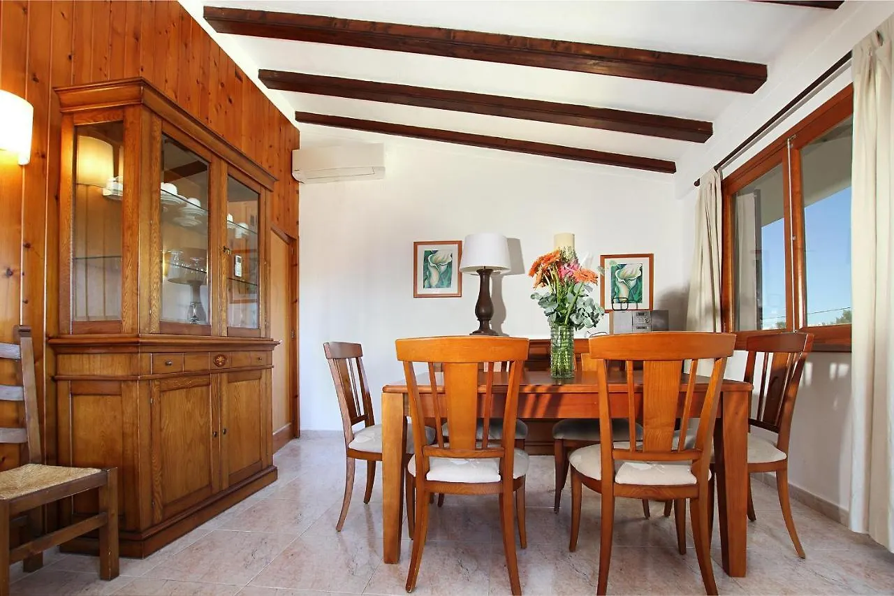 اتصالات Villa Animeta 